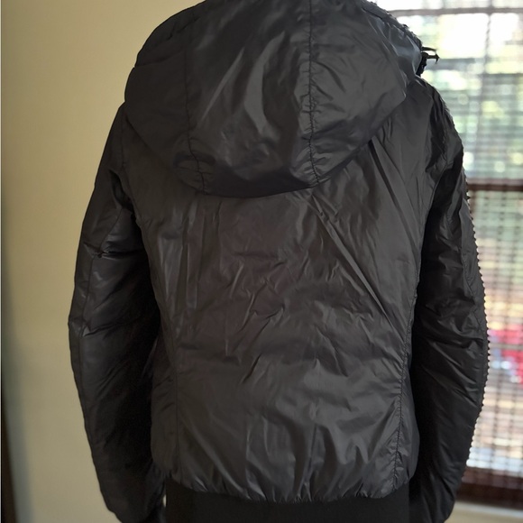 Canada Goose Women's Dore Black Bomber Jacket Size M NWT - Picture 5 of 8